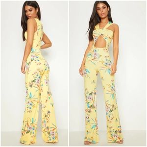 Pretty Little Thing NWT Lemon Floral Crepe Twist Front Jumpsuit Size 8